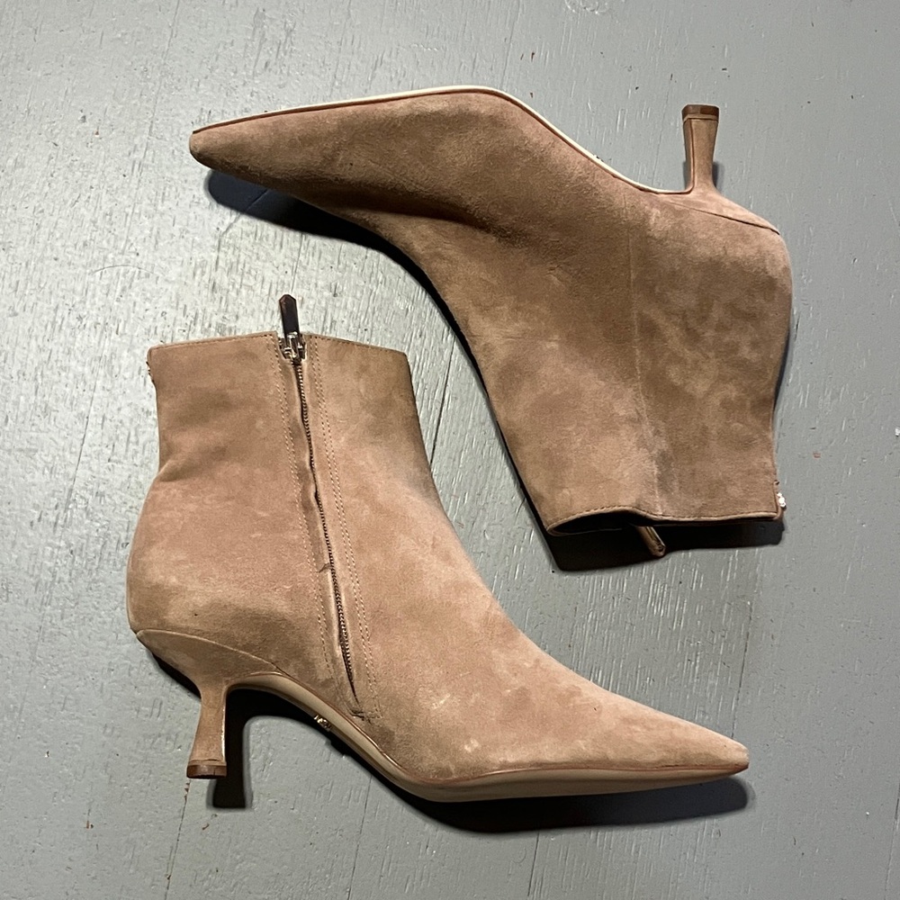 Gorgeous Tan Ankle Boots